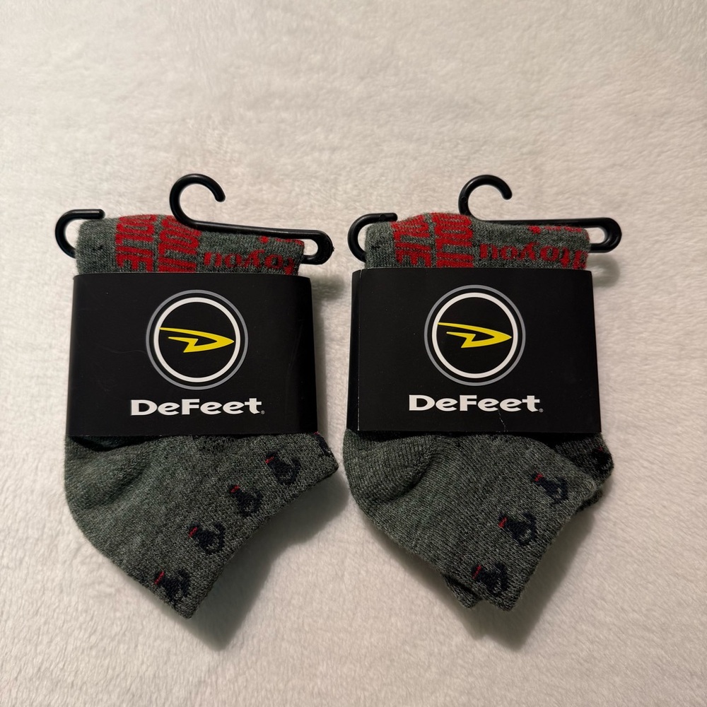 DeFeet Woolie Boolie Wool blend ankle socks The Shock Howse size small Hike Run